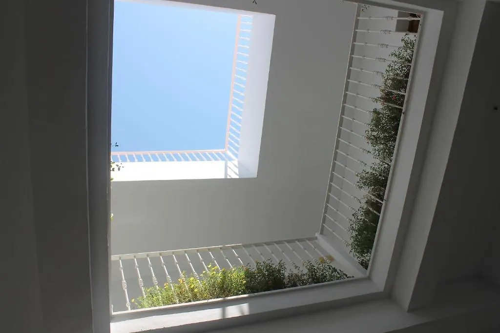 Hostal El Arco Conil De La Frontera 2*,